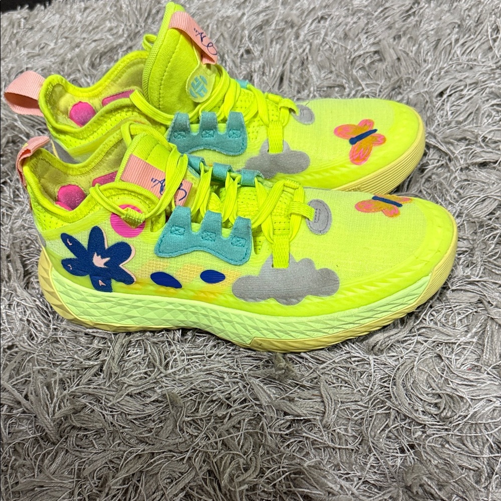 Adidas James Harden Solar Yellow Youth unisex size 4 basketball Sneakers - Picture 1 of 7
